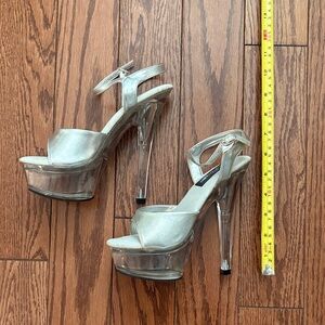 Pleaser Elegant 6” Silver Platform Heels